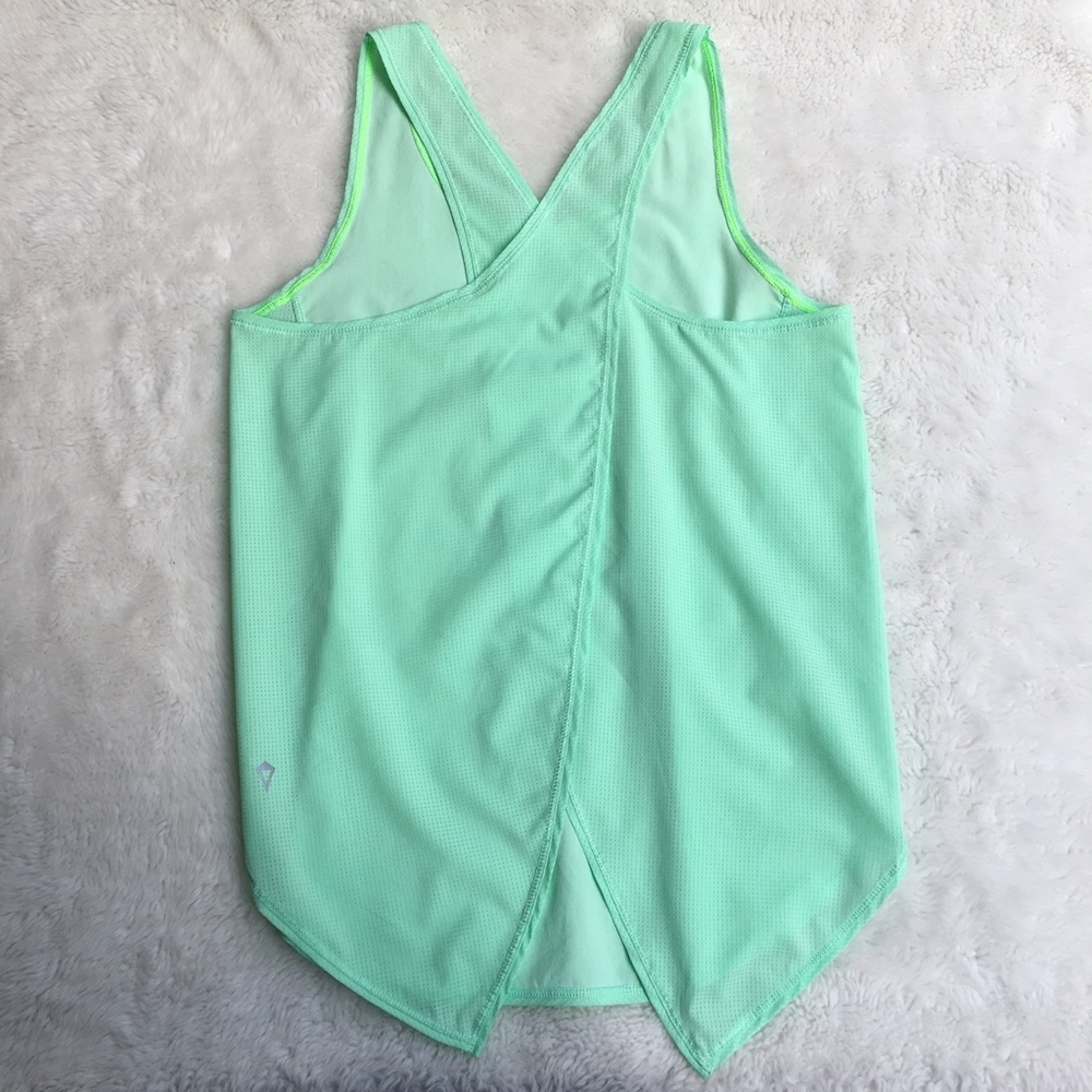 Ivivva by Lululemon Girls Mint Green Tank Top 14